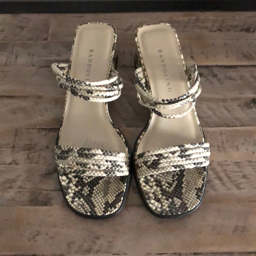 EUC Bandolino Strappy heels